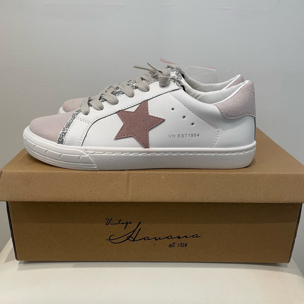 Vintage Havana White and Pink Star Sneakers